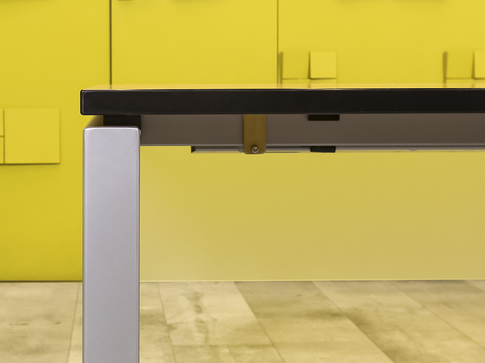 Стол для руководителя   Steelcase ЛДСП Ольха Германия  СРПЛ-30016