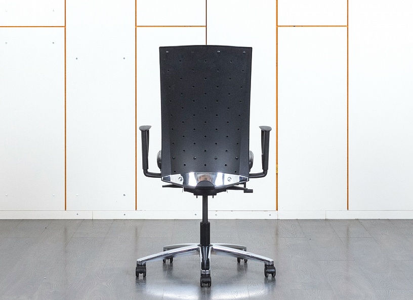 Офисное кресло руководителя  KÖNIG-NEURATH Кожа Черный   (КРКЧ1-24090)