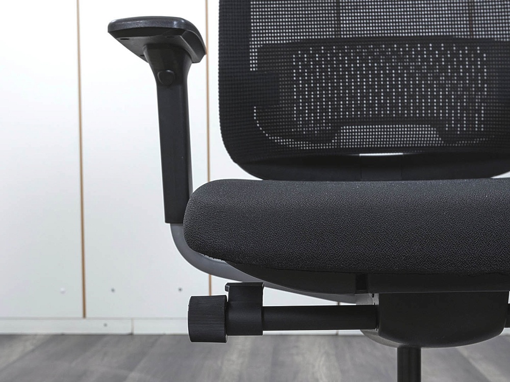 Офисное кресло для персонала  SteelCase Ткань Черный Reply Air  (КПТЧ-07122)