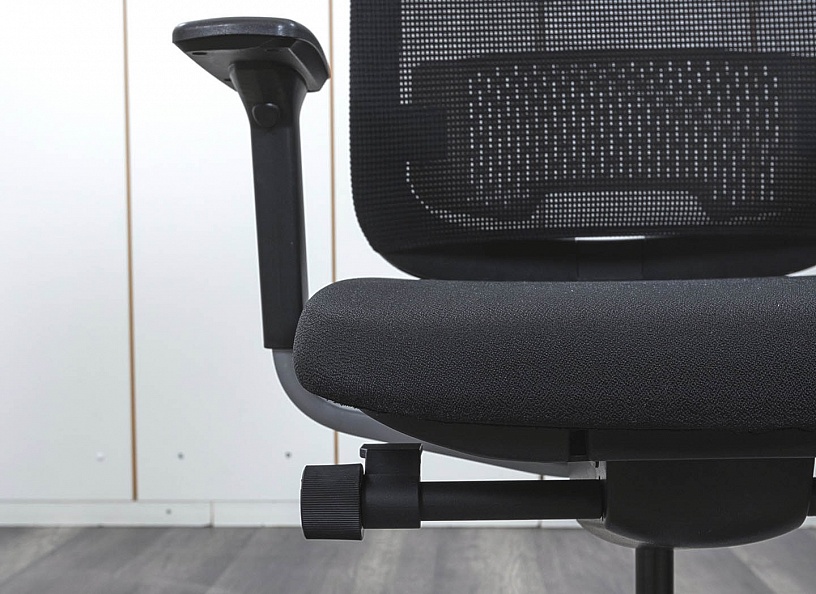 Офисное кресло для персонала  SteelCase Ткань Черный Reply Air  (КПТЧ-07122)