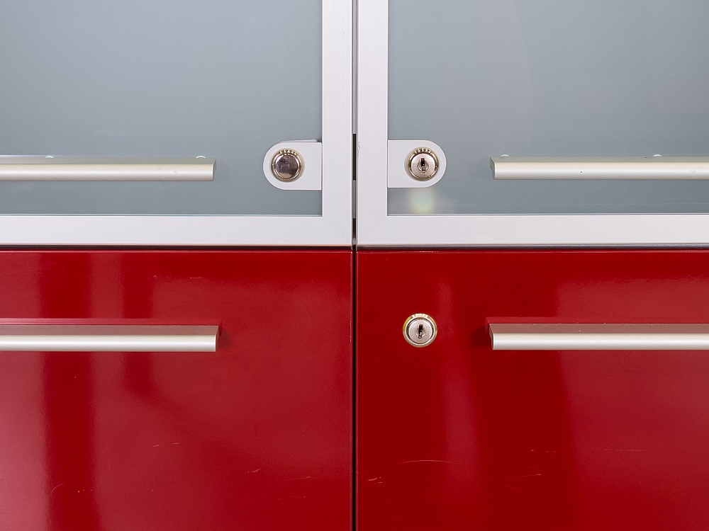 Кабинет руководителя ЛДСП Красный Италия_КРК-100424