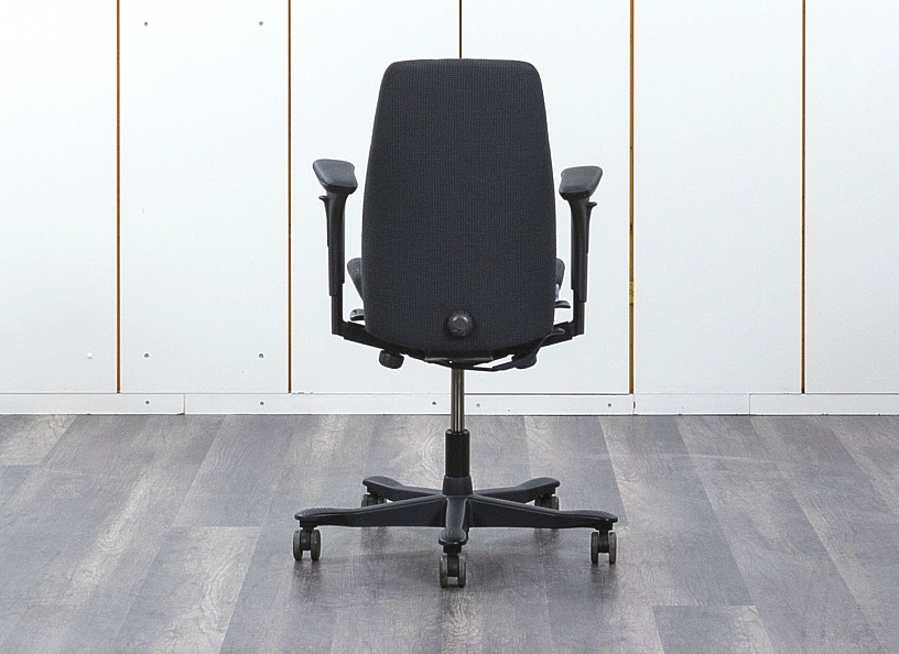 Офисное кресло для персонала  Kinnarps Ткань Серый   (КПТС2-11042)