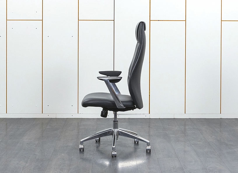 Офисное кресло руководителя   Кожа комбинированная Черный   (КРКЧ-04111)
