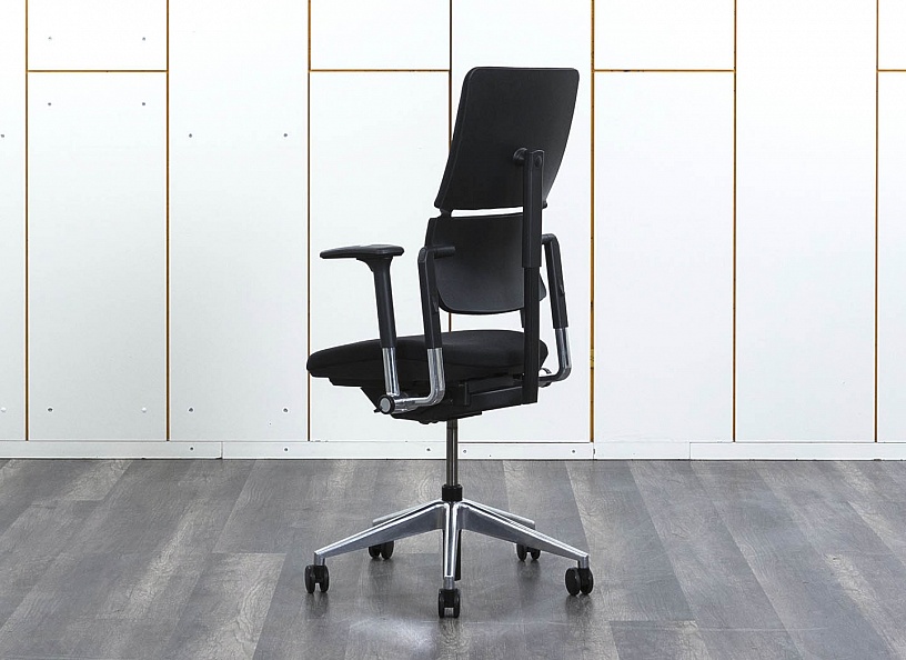 Офисное кресло руководителя  SteelCase Ткань Черный Please 2 Ergonomic  (КРТЧ-25082)