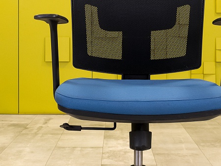 Офисное кресло для персонала на колесах Filo NARBUTAS Ткань Синий; Чёрный Литва_КПТН-151123