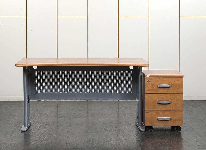 Комплект офисной мебели стол с тумбой Berlin 1 400х650х740 ЛДСП Ольха   (СПЭЛК-24061)