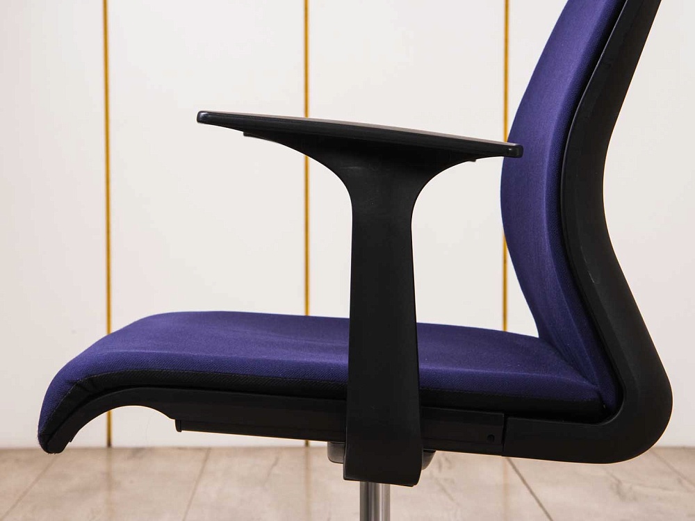 Конференц кресло для переговорной  Синий Ткань SteelCase   (УНТН-12128)