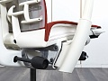 Офисное кресло руководителя  Herman Miller Ткань Красный Embody  (КРТК-15072)