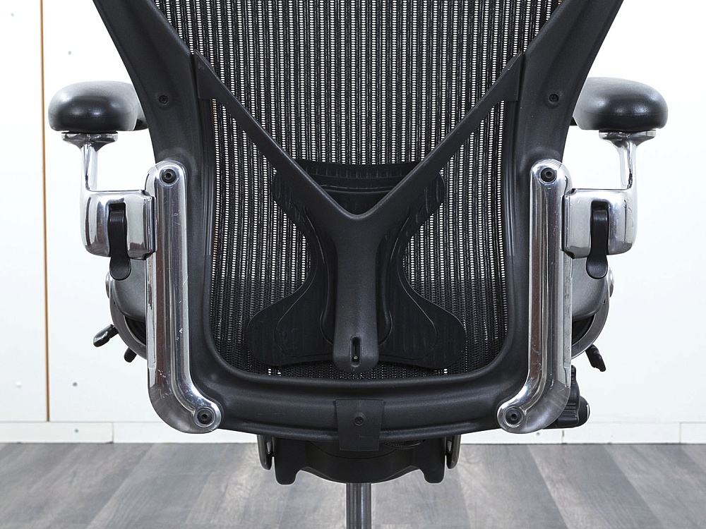 Офисное кресло руководителя  Herman Miller Сетка Черный Aeron B  (КРСЧ-04032)