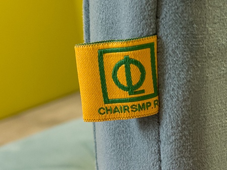 Офисное кресло для персонала на колесах Монро NEO-21 мята Ткань Зелёный Россия