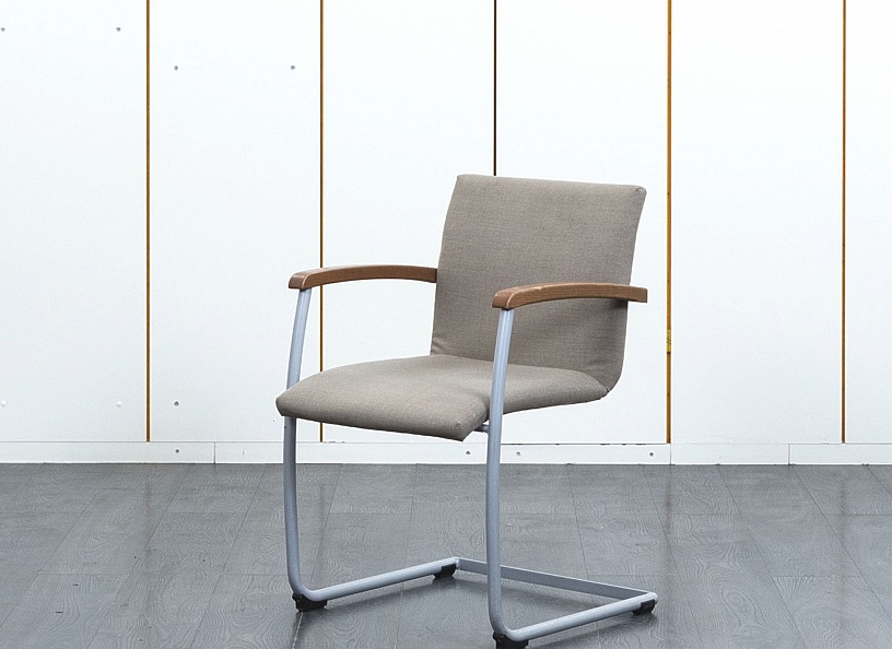 Конференц кресло для переговорной  Серый Ткань Bene Bug  (УДТС1-06101)