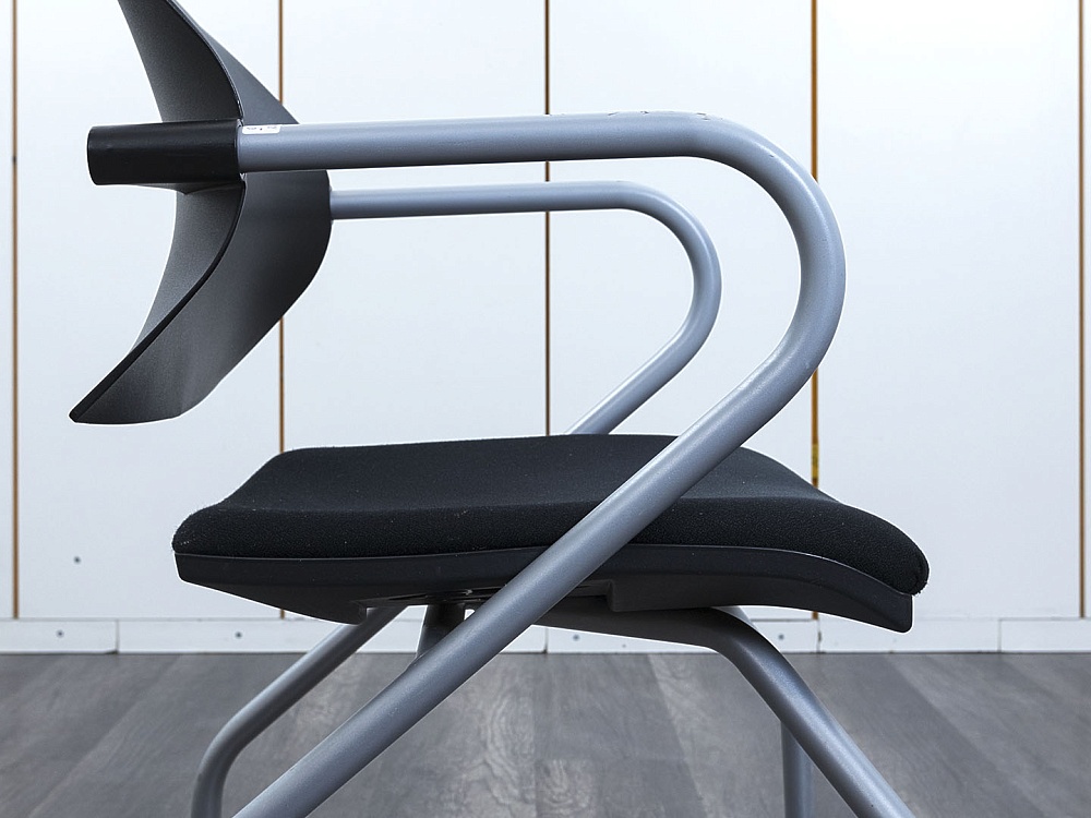 Конференц кресло для переговорной  Черный Ткань LUXY Aire JR  (УНТЧ-12053)