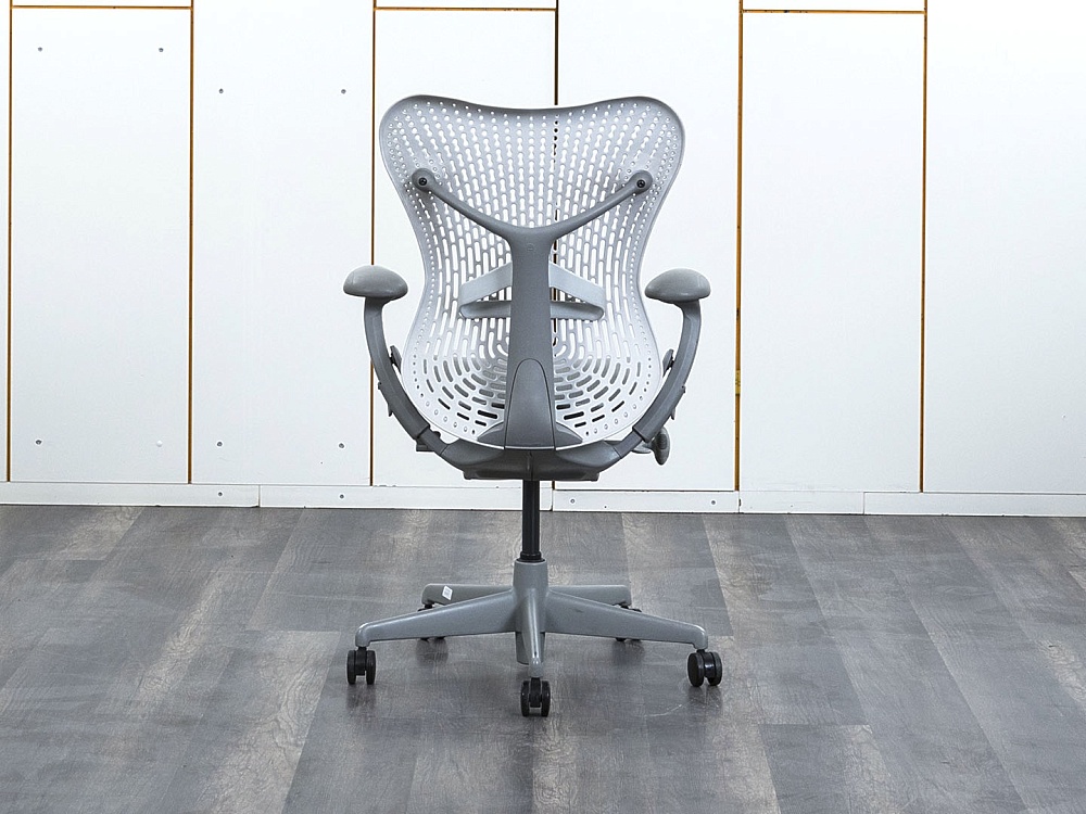 Офисное кресло руководителя  Herman Miller Сетка Белый Mirra  (КРСБ-13112)